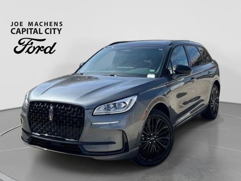Used 2025 Lincoln Corsair Grand Touring w/ Jet Appearance Package AWD/4WD image 3