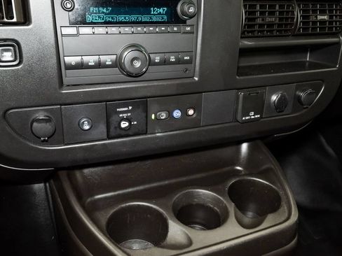 Used 2022 Chevrolet Express 3500 LS RWD image 18
