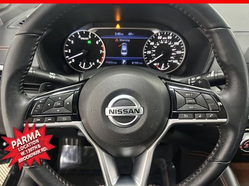 Used 2019 Nissan Altima 2.5 SR w/ SR Premium Package image 10