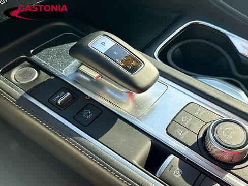 Used 2023 INFINITI QX60 Luxe w/ Performance Audio Package FWD image 21