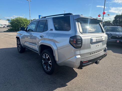 Used 2025 Toyota 4Runner TRD Sport AWD/4WD image 5