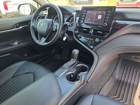 Used 2023 Toyota Camry SE FWD image 16
