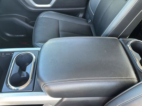 Used 2017 Nissan Titan PRO-4X AWD/4WD image 17