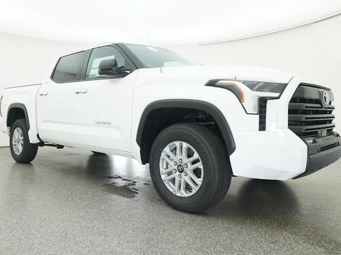 New 2026 Toyota Tundra SR5 AWD/4WD image 29