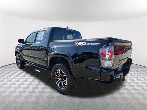Used 2022 Toyota Tacoma TRD Sport image 7