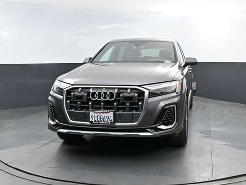 Used 2025 Audi Q7 2.0T Premium AWD/4WD image 2