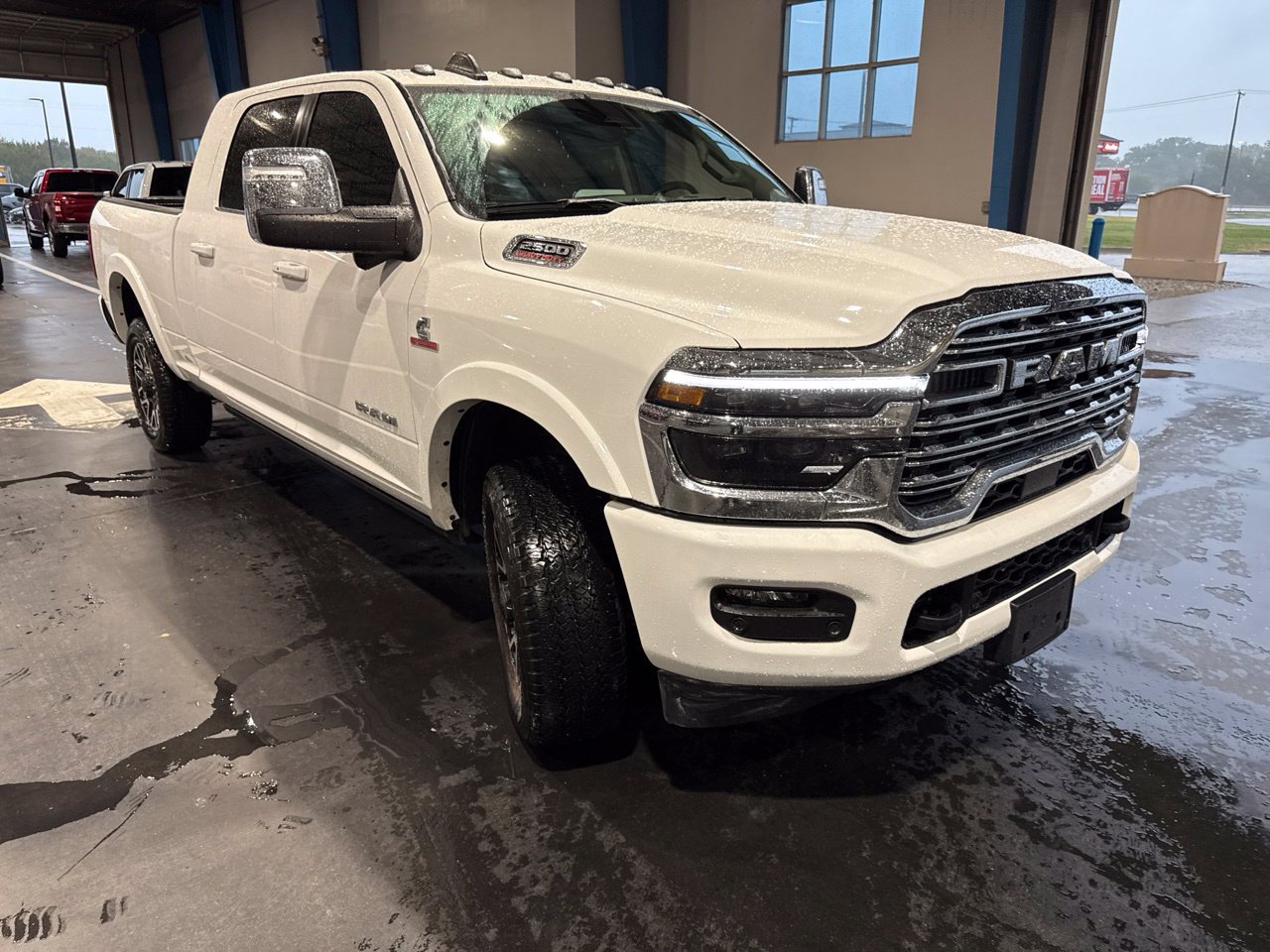 Used 2026 RAM 2500 Limited AWD/4WD image 18