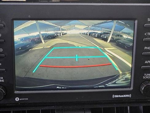 Used 2021 Toyota RAV4 LE image 12