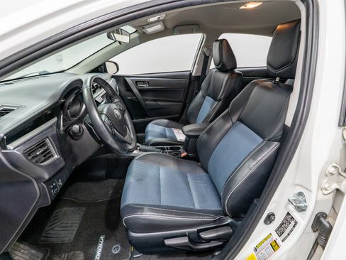 Used 2015 Toyota Corolla S image 14