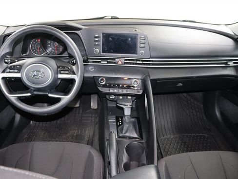 Used 2021 Hyundai Elantra SEL FWD image 8