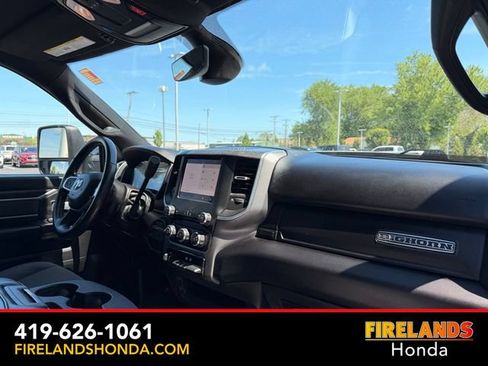 Used 2024 RAM 3500 Big Horn AWD/4WD image 16