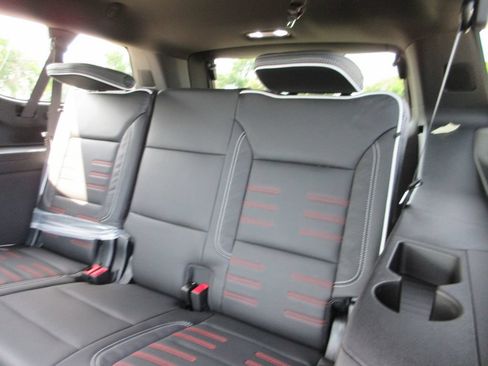 New 2026 GMC Yukon XL AT4 Ultimate AWD/4WD image 11