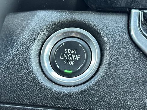Used 2024 Chevrolet Colorado W/T RWD image 24