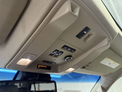 Used 2018 GMC Yukon XL Denali w/ Denali Ultimate Package image 25