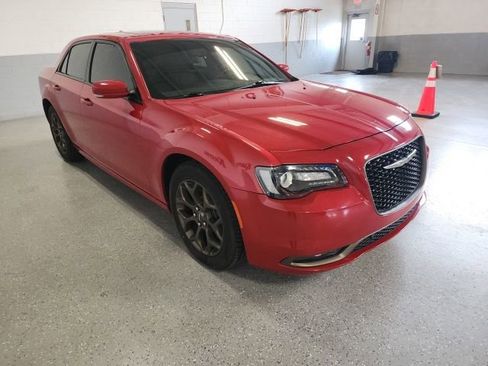 Used 2017 Chrysler 300 S w/ 300S Premium Group AWD/4WD image 7