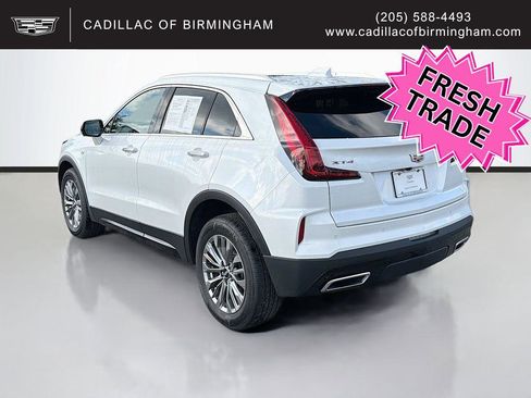 Certified 2025 Cadillac XT4 Premium Luxury w/ Cold Weather Package image 7