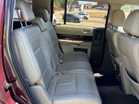 Used 2011 Ford Flex SEL w/ Rapid Spec Order Code image 22