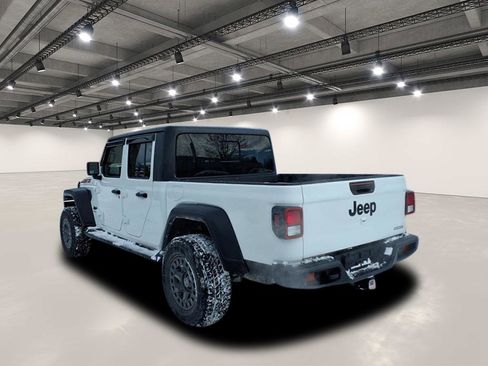 Used 2020 Jeep Gladiator Sport w/ Quick Order Package 24S image 3
