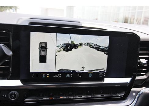 Used 2024 Chevrolet Silverado 2500 High Country w/ High Country Premium Package AWD/4WD image 22