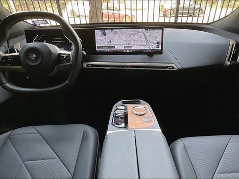 Used 2024 BMW iX xDrive50 w/ Premium Package image 16