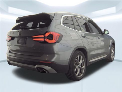 Used 2024 BMW X3 sDrive30i w/ Convenience Package RWD image 2