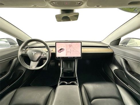 Used 2019 Tesla Model 3 Long Range image 3