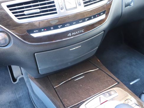 Used 2012 Mercedes-Benz S 350 BlueTEC 4MATIC image 32