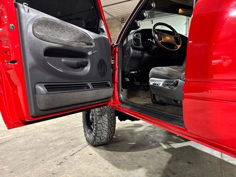 Used 1998 Dodge Ram 2500 Truck Quad Cab 6.5-ft. Bed 4WD image 40