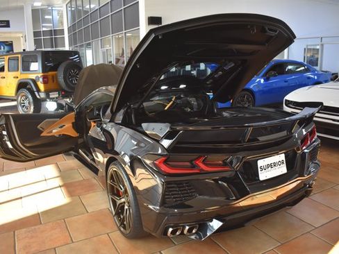 Used 2021 Chevrolet Corvette Stingray Premium Cpe w/ Z51 Performance Package RWD image 24