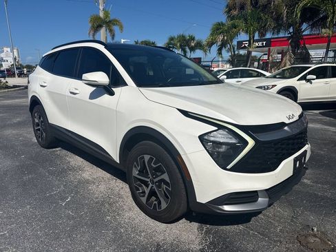 Used 2023 Kia Sportage EX w/ EX Premium Package AWD/4WD image 9