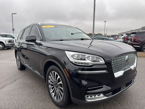 Used 2022 Lincoln Aviator Reserve w/ Equipment Group 201A image 3