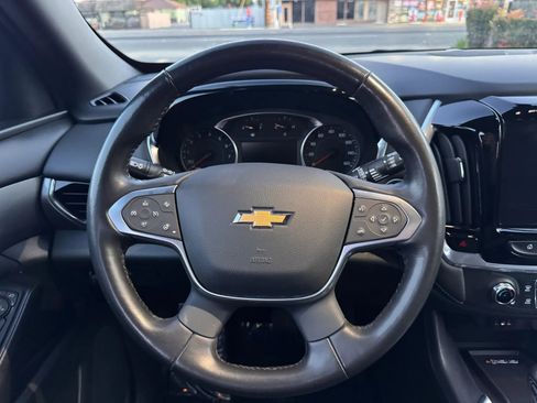 Used 2022 Chevrolet Traverse LT w/ LPO, Floor Liner Package FWD image 23