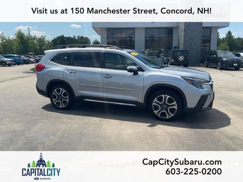 Used 2023 Subaru Ascent Limited w/ Technology Package AWD/4WD image 1