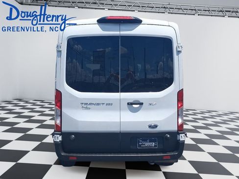 Used 2024 Ford Transit 350 XLT RWD image 4