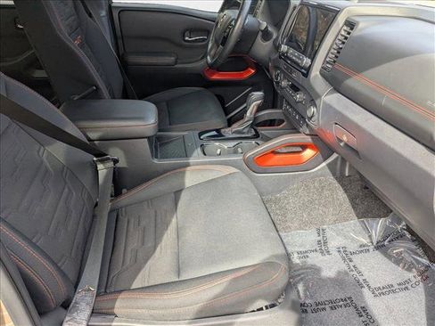 Used 2023 Nissan Frontier PRO-4X w/ Pro Convenience Package image 19