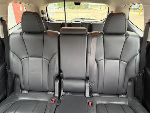 Used 2019 Subaru Ascent Limited w/ Popular Package #3 AWD/4WD image 13