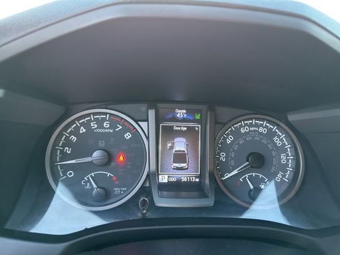 Used 2023 Toyota Tacoma TRD Sport image 16