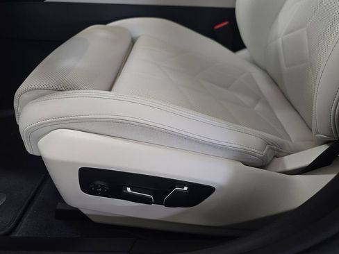 Certified 2025 BMW 530i 530i image 25