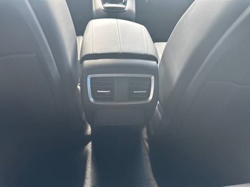 New 2025 Acura RDX SH-AWD image 19