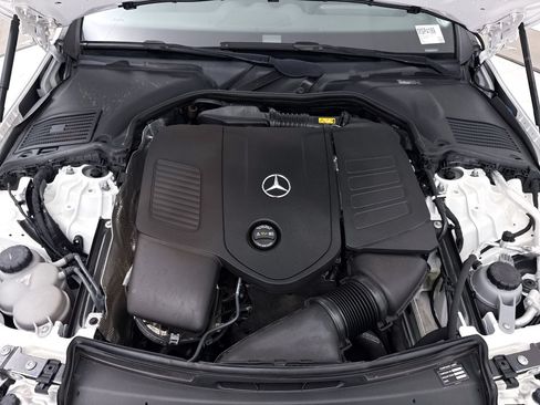 Used 2023 Mercedes-Benz C 300 Sedan image 12