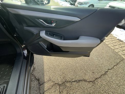 Used 2021 Subaru Outback Premium image 28