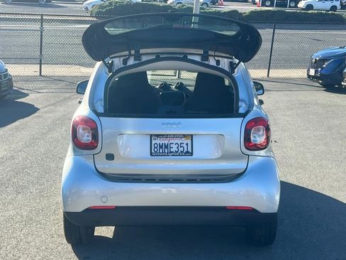 Used 2018 smart fortwo electric drive image 7