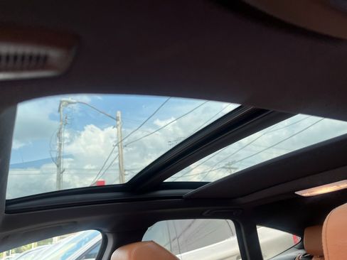 Used 2018 BMW 330i Gran Turismo xDrive image 32