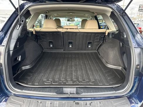 Used 2018 Subaru Outback 2.5i Limited w/ Popular Package #2 AWD/4WD image 14