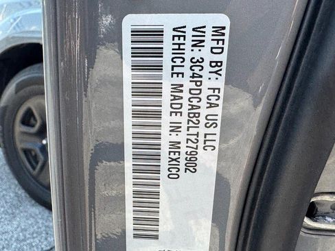 Used 2020 Dodge Journey SE w/ Blacktop Package FWD image 23