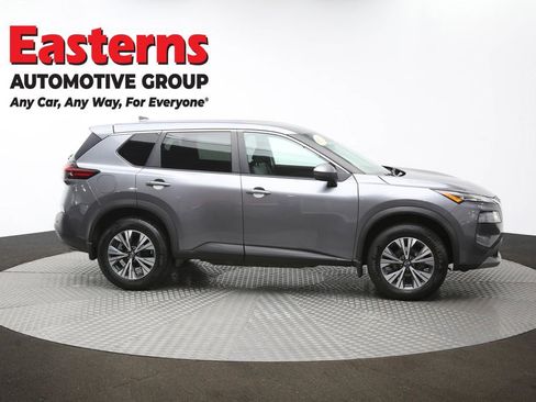 Used 2022 Nissan Rogue SV image 46