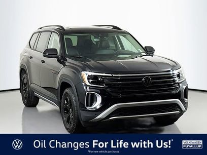 New 2026 Volkswagen Atlas Peak Edition