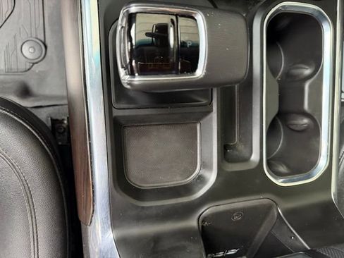 Used 2022 GMC Sierra 1500 SLT w/ SLT Premium Plus Package image 21