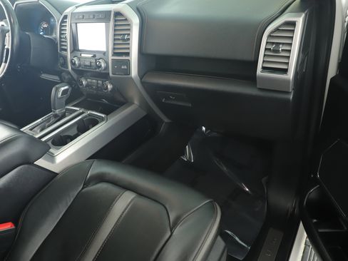 Used 2020 Ford F150 Platinum w/ Equipment Group 701A Luxury image 23