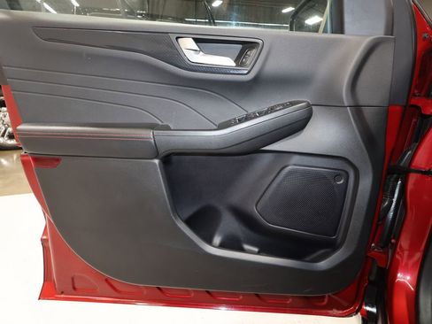 Used 2024 Ford Escape ST-Line image 21